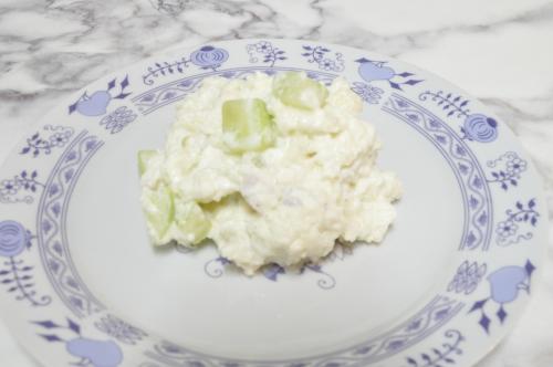 Květákový salát se salátovou okurkou – Snadné Česko recept, zvládnete za Do 30 minut